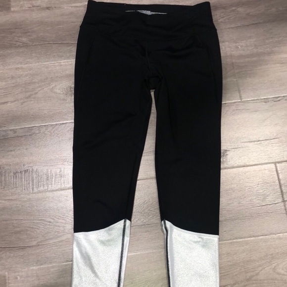 Victoria Secret Leggings - Picture 1 of 5